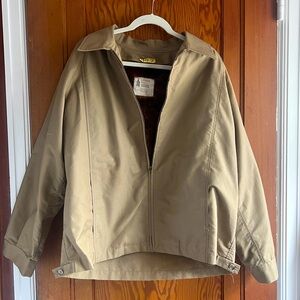 London Fog Men’s jacket. Faux fur lining.